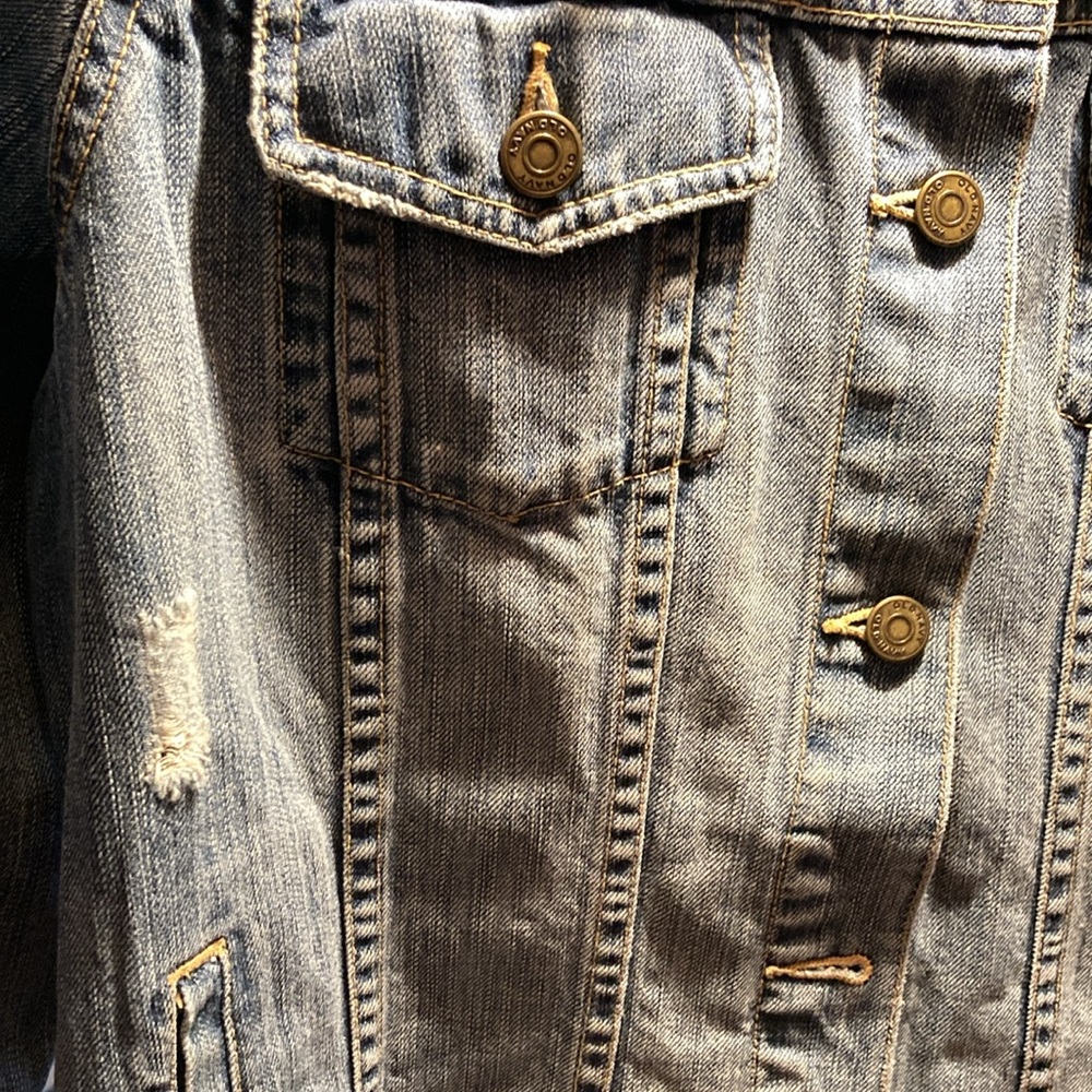 Jacket-Distressed Old Navy Jean jacket XL